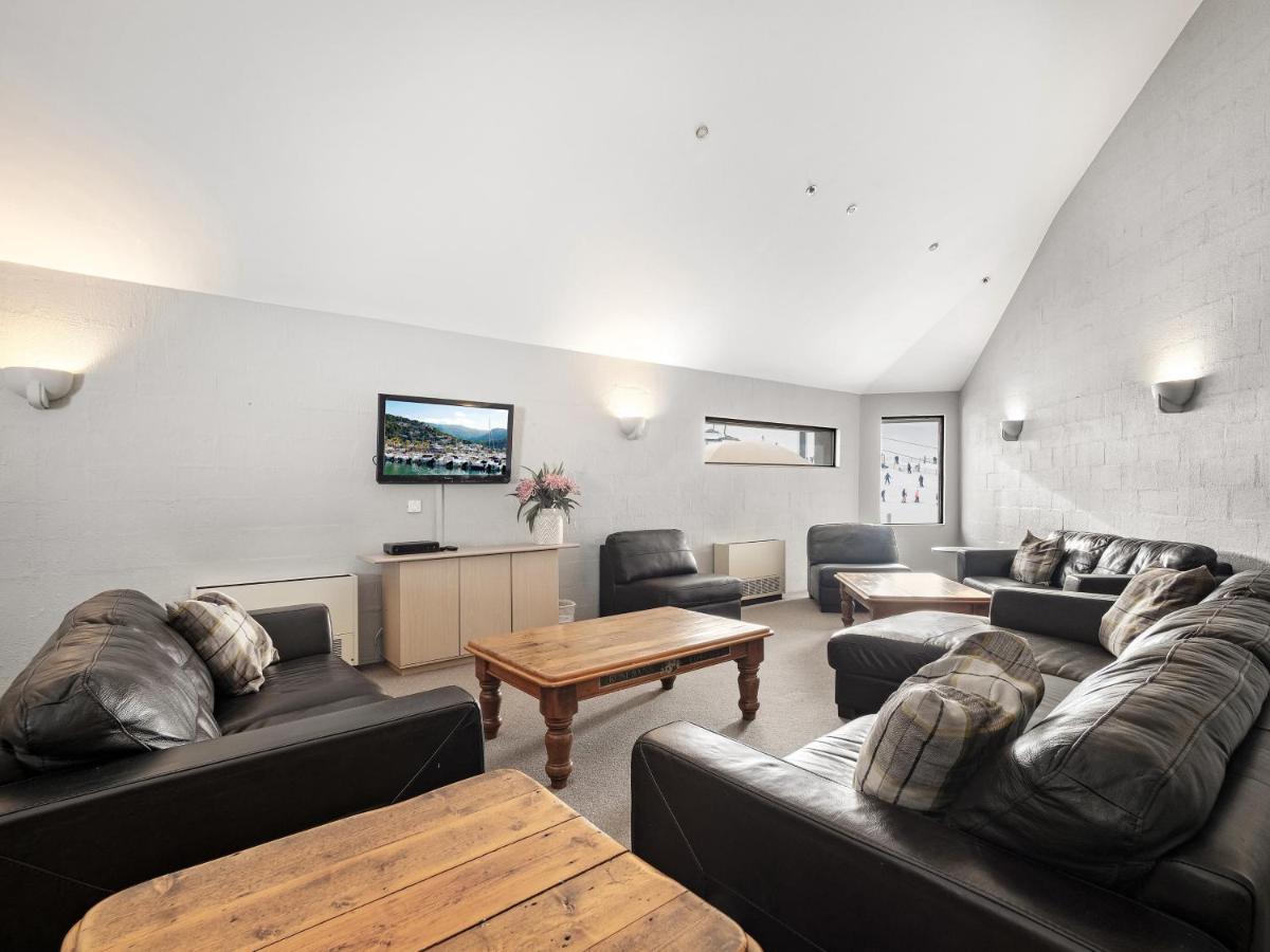 Perisher Manor Hotel Перишер-Вэлли Экстерьер фото