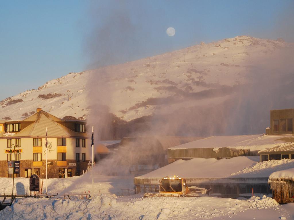 Perisher Manor Hotel Перишер-Вэлли Экстерьер фото