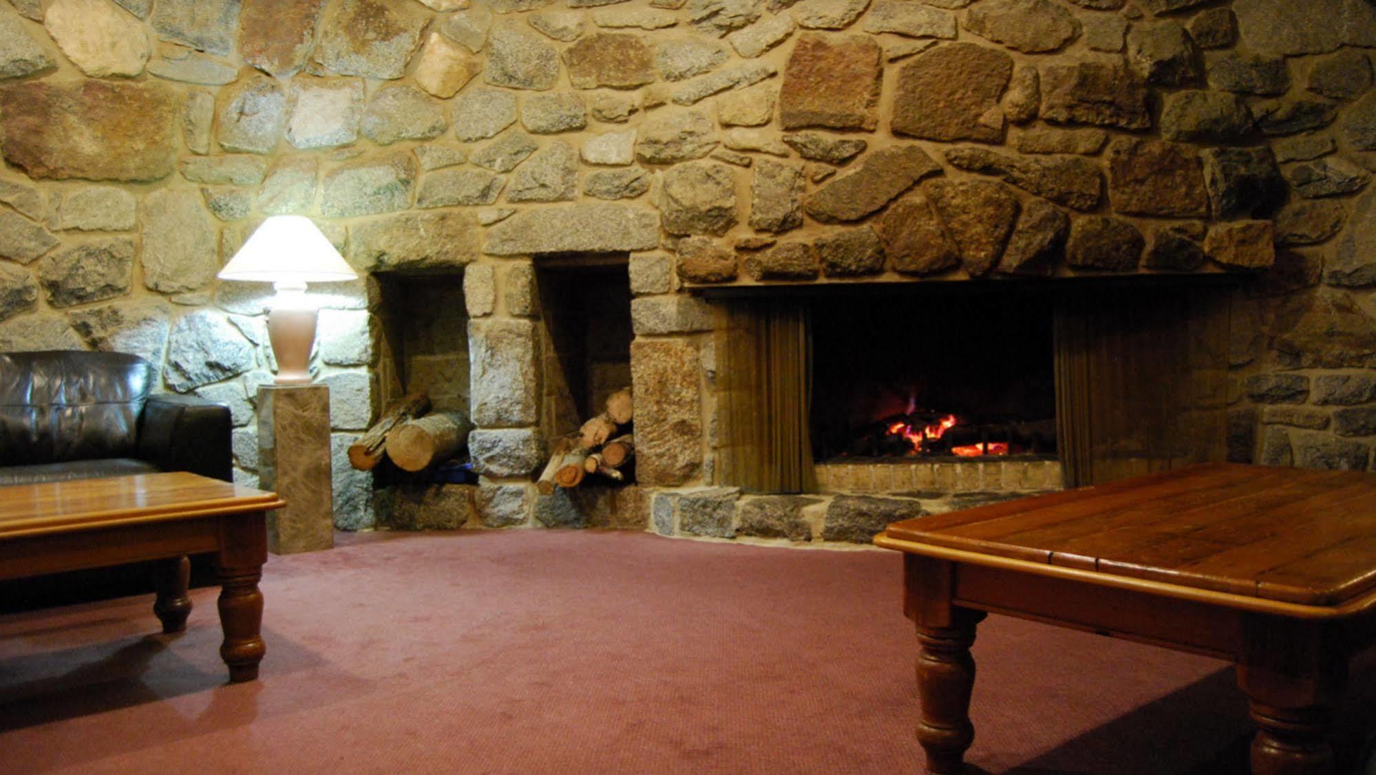 Perisher Manor Hotel Перишер-Вэлли Экстерьер фото